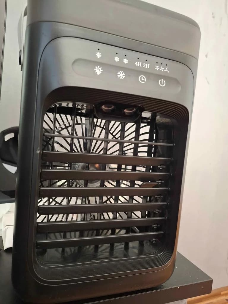 Przenośny Klimatyzator Nawilżający Oczyszczający powietrze MINI KLIMA USB Przenośny Klimatyzator Nawilżający Oczyszczający powietrze MINI KLIMA USB - Klimatyzatory, osuszacze i nawilżacze